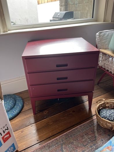bed side table