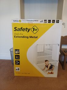 baby stair gate