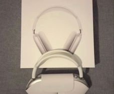 Apple AirPods Max