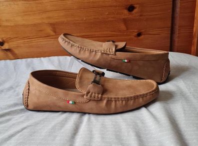 D555 deck shoes tan suade Size 12 eu 47 brand new condition
