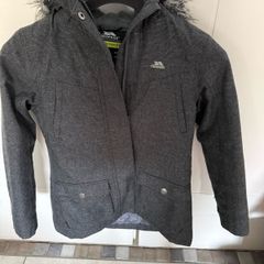 Trespass kids waterproof winter jacket