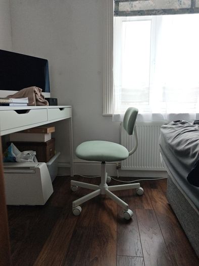 2 swivel chairs in mint green, good condition, price per item