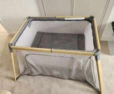 travel cot