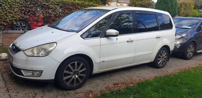 Ford Galaxy for breaking