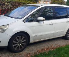 Ford Galaxy for breaking