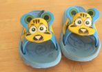 Unisex sandals