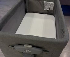 Joie Roomie Glide Bedside Crib & Co-Sleeper