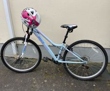 Girls mountain bike