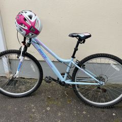 Girls mountain bike