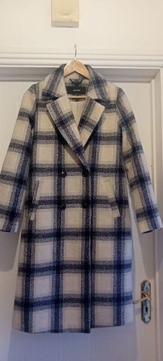 Ladies Coat Size 10