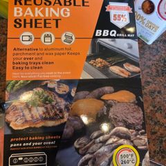 Non stick Barbecue or oven liner sheets