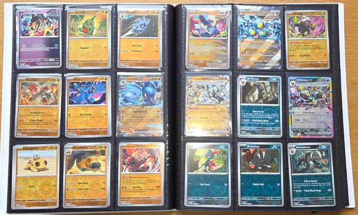 Pokemon Prismatic Evolutions Base Set