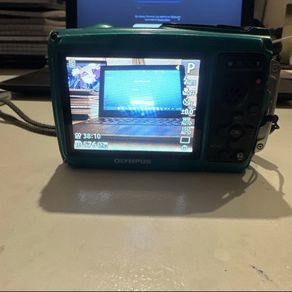 Olympus u tough 3000 (all included)