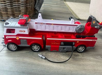 Paw patrol ultimate fire rescue truck
