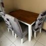 kitchen table and Chairs Image 2