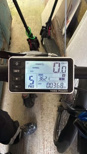Electric bike with Yose Power display