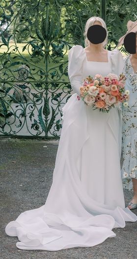 Wedding dress & overskirt
