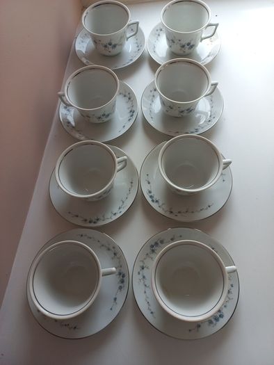 Royal West Germany Vintage China Tea Cups and Saucers (8)