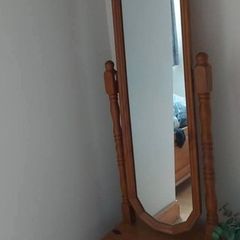 Standing mirror