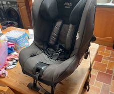 Axkid MiniKid Car Seat