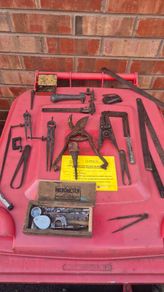 vintage classic retro fine tools