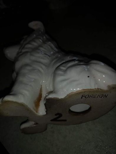 Lovely porcelain dog pre 1900.