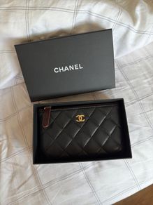 chanel 'O case' purse