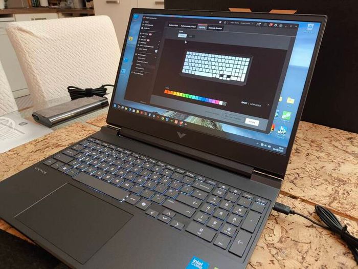 Brand New Gaming Laptop Hp Victus Intel 5 210H 8/12 RTX5060 8GB 80W GDDR7 16GB DDR5 5600mhz 512GB NVMe PCIE 4.0 15.6" 1080p 144hz Ips 300nits Win11 RGB