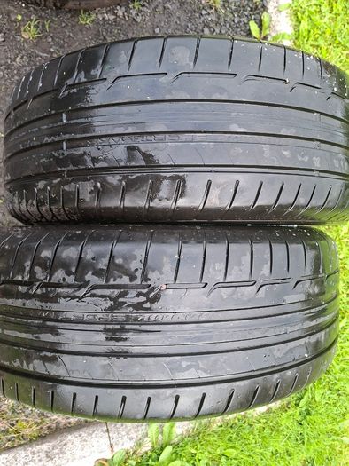 2x 235/55/19 Dunlop