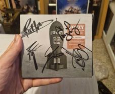 Chris Jericho Fully Signed Fozzy CD