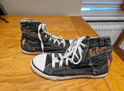 Lee Cooper trainers