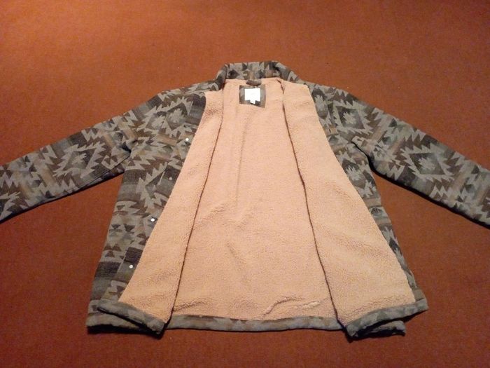 Mens patterned Jacket - new with tags