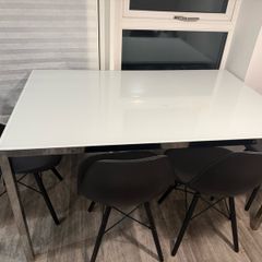 Ikea Torsby White Dining Table plus 4 beautiful Black chairs