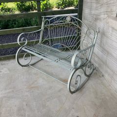 Garden Vintage Shabby Chic Rocker