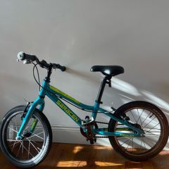 Saracen Manta 16 inch age 5-7