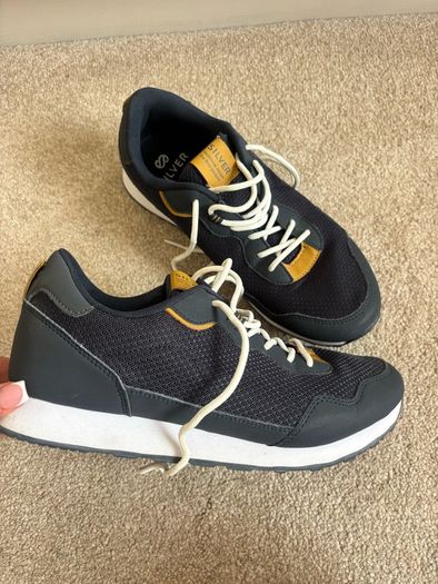 Men's runners from SILVER