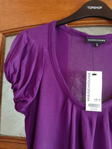 BNWT Warehouse Top, Cost 29 Euro New