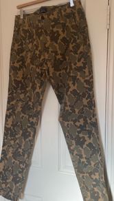 Men's Gap Camouflage Khakis - 32 X 34