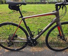 Cannondale synapse carbon disc 105
