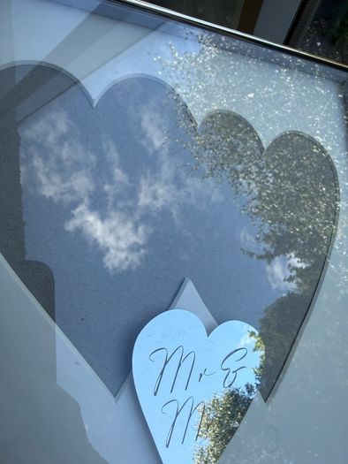 Mr & Mrs photo frame