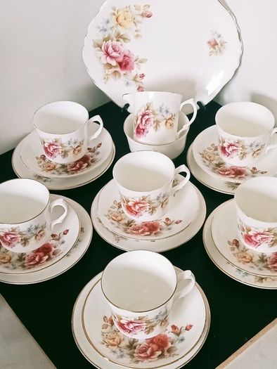 Arklow  Pottery Tea set