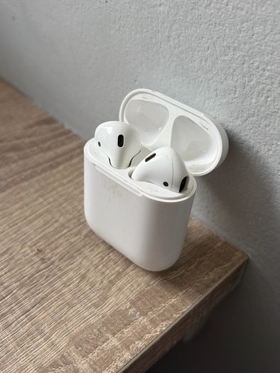 Apple airpods