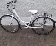 ladies Jupiter bike