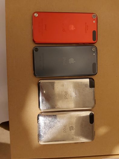 4 Apple Ipods for parts or repair, 2 Activation Locked (Ipod Touch 5 32GB) and 2 not powering on (Ipod 1 & 2)