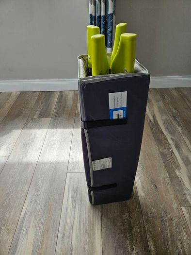 Travel cot free