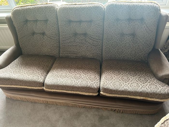 Sofa, armchairs & footstools