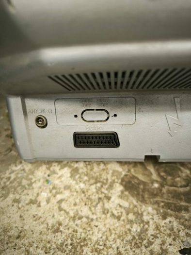 Bush 14" CRT tv
