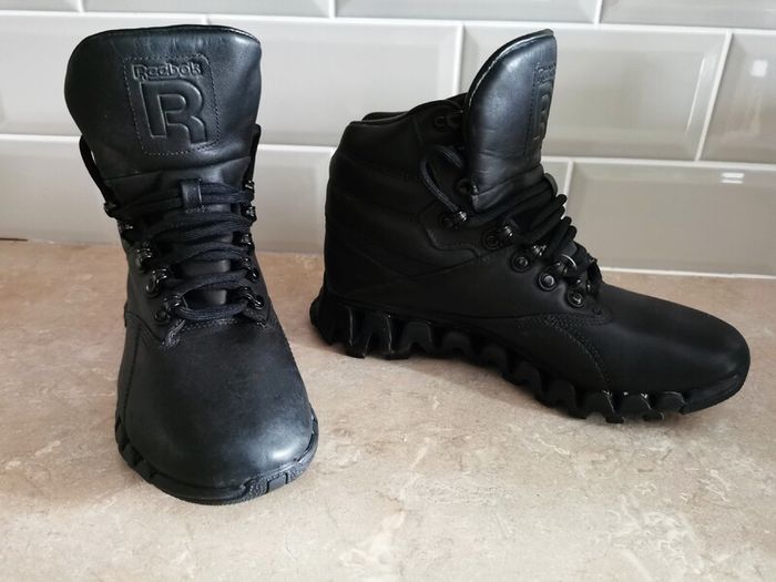 Men's Reebok boots Genuine leather Black Winter Sneakers EUR40 US7.5 UK6.5