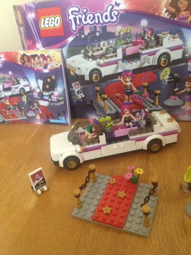 Lego Friends Pop Star Limo 41107