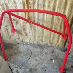 R32 skyline bolt in half roll cage